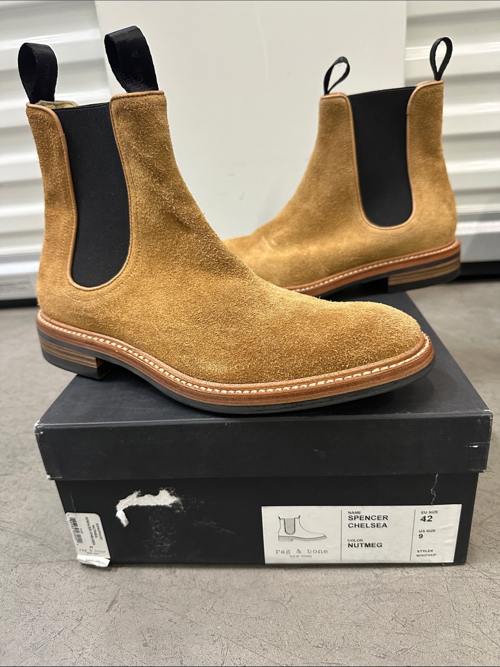 rag & bone Spencer Chukka Chelsea Boots in Nutmeg Suede